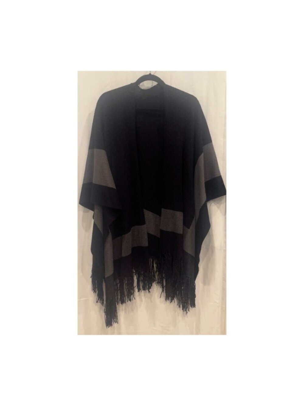 Women’s Black & Gray Shawl / Drape-Front Cardigan
